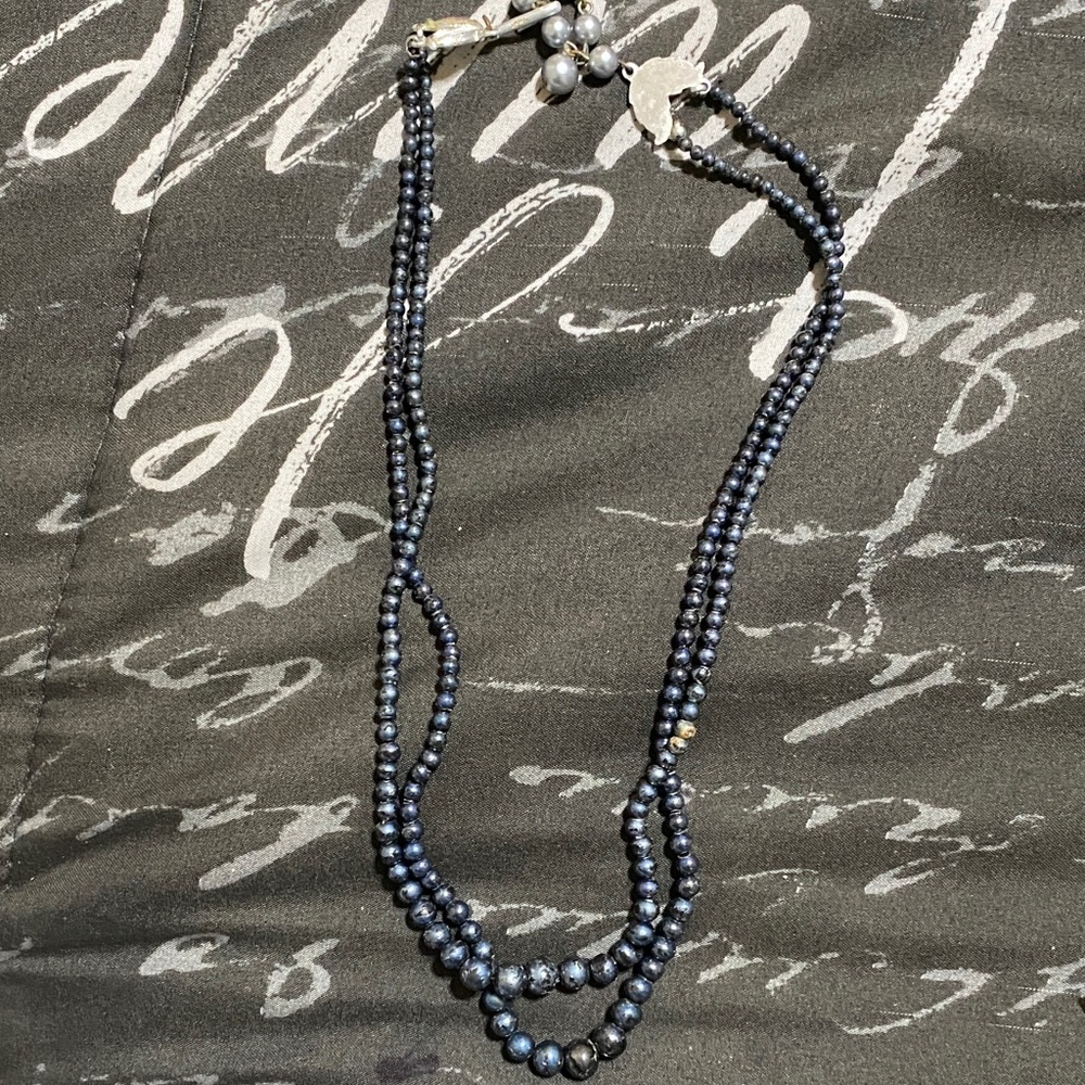 Sophisticated Dark Pearl Necklace